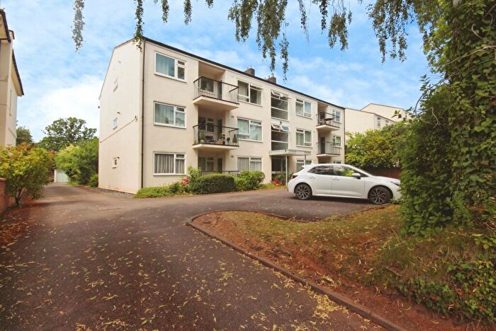 2 Bedroom Flat For Sale In Kenilworth Road, Leamington Spa, Warwickshire, CV32