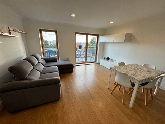 2 Bedroom Flat To Rent In Irving Street, Birmingham, B1