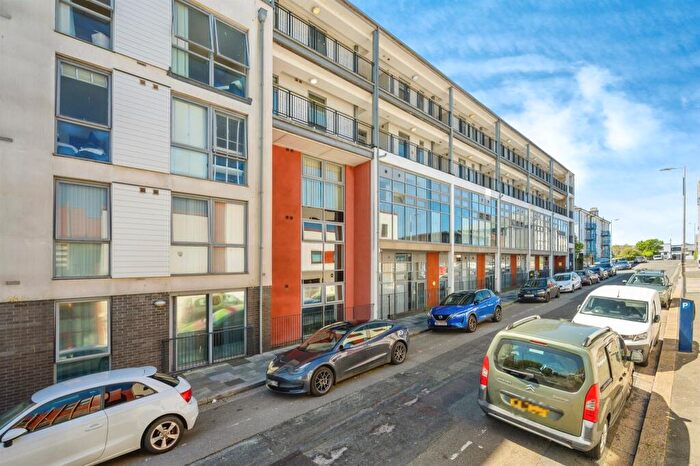 1 Bedroom Flat For Sale In George Place, Plymouth, PL1