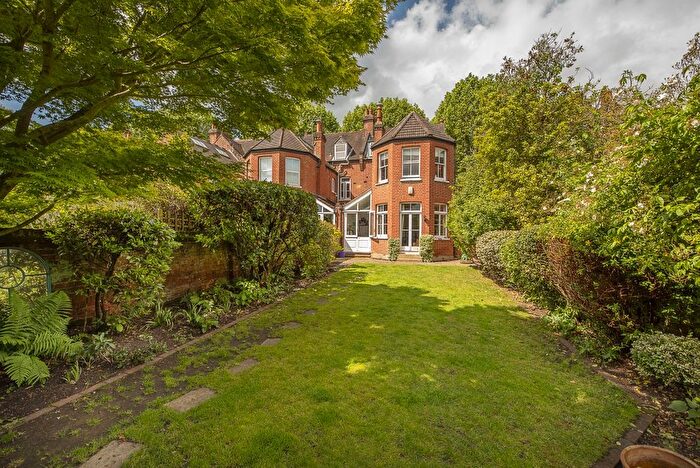 5 Bedroom Semi-Detached House To Rent In Waldegrave Gardens, Twickenham, TW1