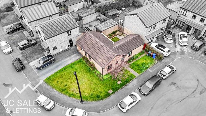 2 Bedroom Detached Bungalow For Sale In Wessex Gardens, Sheffield, S17