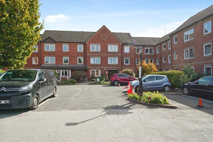 1 Bedroom Flat For Sale In St. Marys Road, Evesham, Worcestershire, WR11