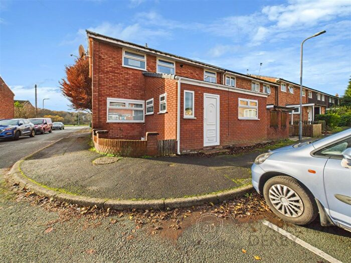 3 Bedroom Semi Detached House For Sale In Springfield, Rainford, St. Helens, WA11