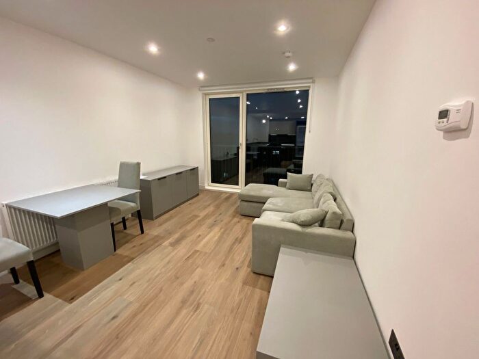 2 Bedroom Flat To Rent In Snowhill Wharf The Barker, Shadwell Street, Birmingham, B4