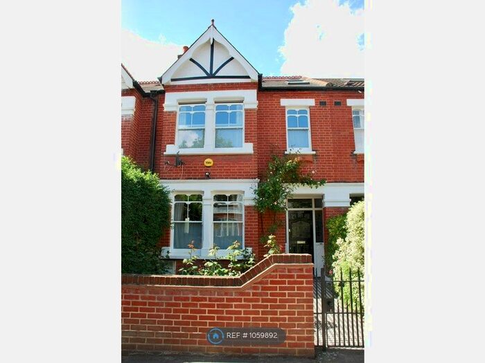 1 Bedroom Property To Rent In Hereford Road, London, W5