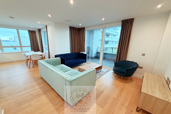 2 Bedroom Apartment To Rent In Grant Road, London, SW11