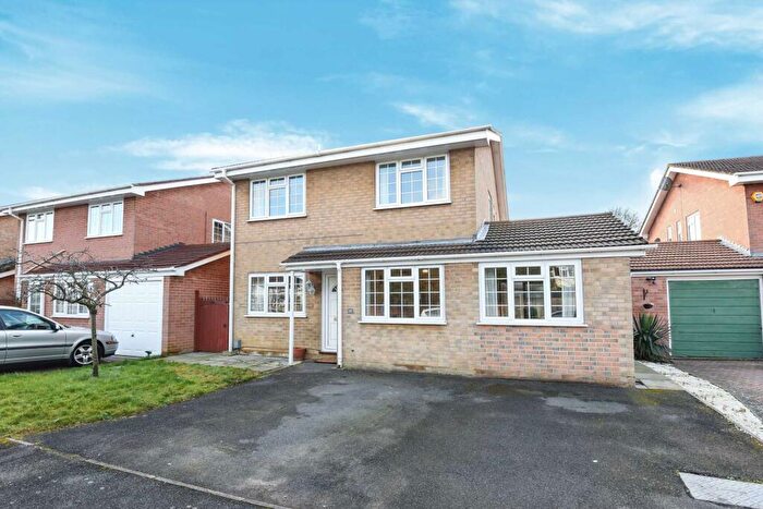 7 Bedroom Semi Detached House To Rent In Bridgehill Close, Guildford, GU2