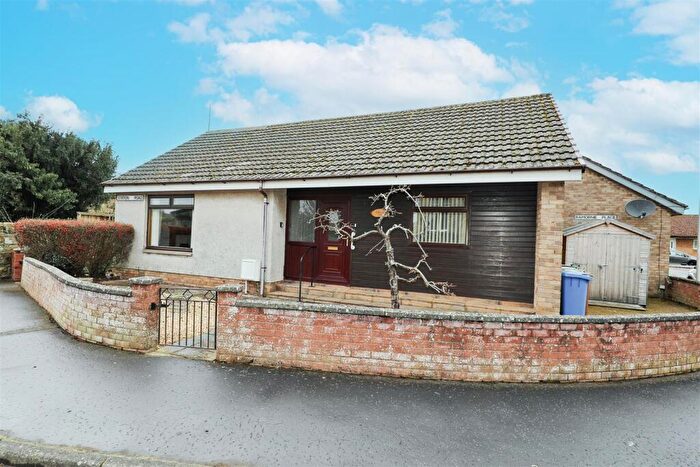 2 Bedroom Bungalow For Sale In Station Road, Kingskettle, KY15