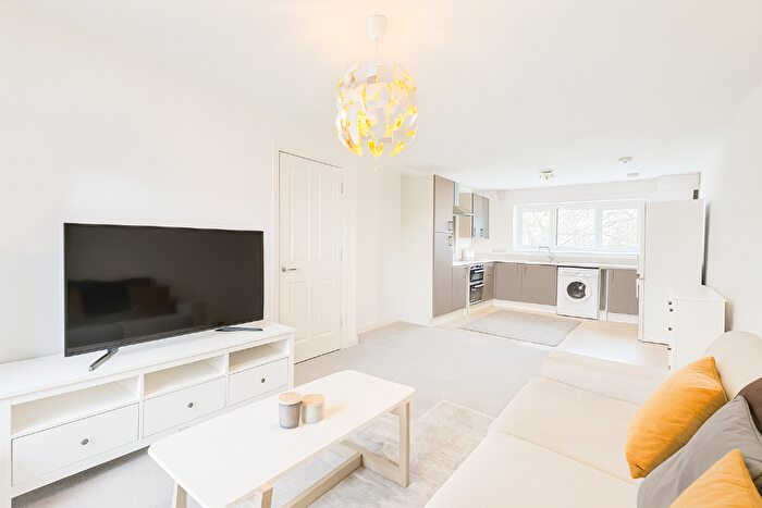 2 Bedroom Apartment For Sale In Lowes House, Woodley, Stockport, SK6