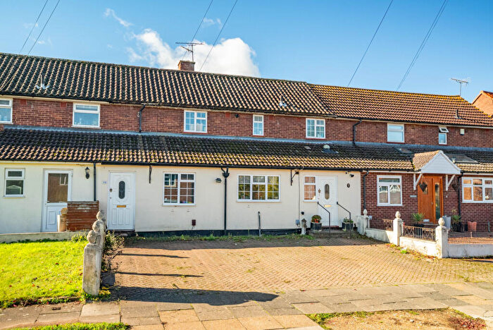 4 Bedroom Terraced House For Sale In Wallingford Walk, St. Albans, Hertfordshire, AL1