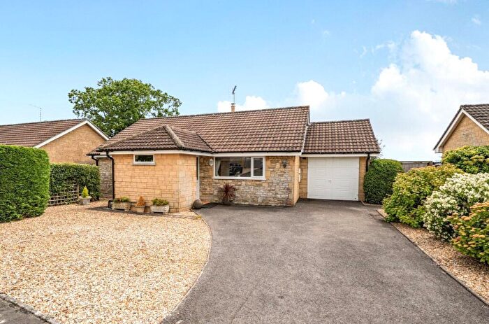 3 Bedroom Bungalow For Sale In Zeals Rise, Zeals, Warminster, Wiltshire, BA12