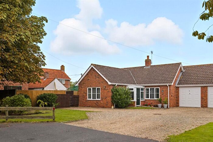 2 Bedroom Detached Bungalow For Sale In Church View, Harleston, IP20