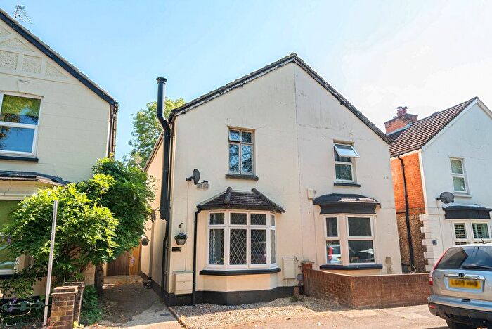 3 Bedroom Semi-Detached House For Sale In Ongar Road, Addlestone, KT15