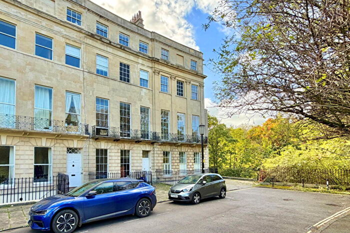 1 Bedroom Apartment For Sale In Norfolk Crescent, Bath, BA1
