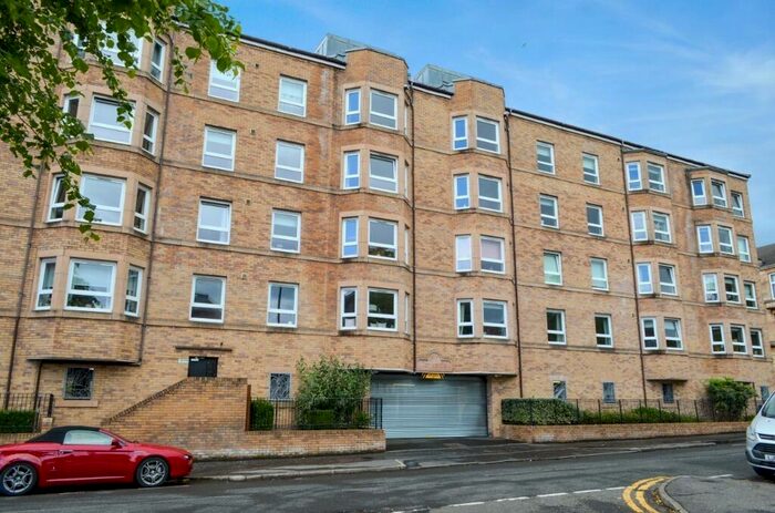 2 Bedroom Flat To Rent In Tantallon Road, Flat /, Shawlands, Glasgow, G41