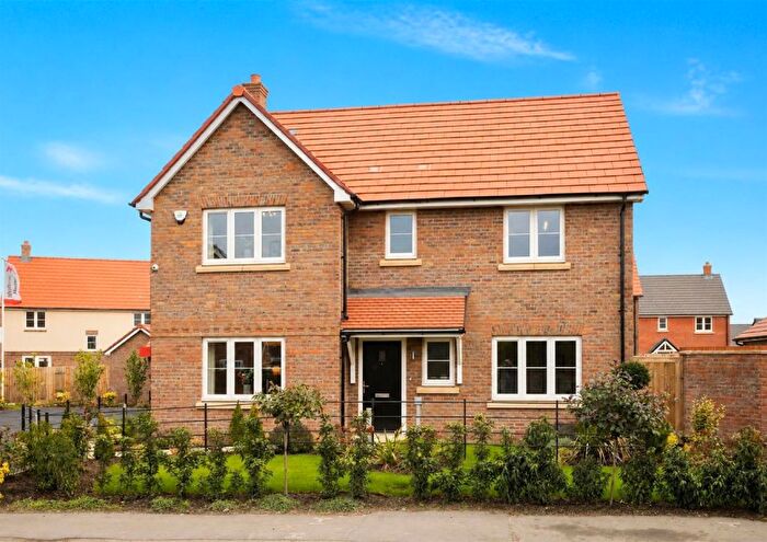 4 Bedroom Detached House For Sale In Buckenham Road, Attleborough, NR17