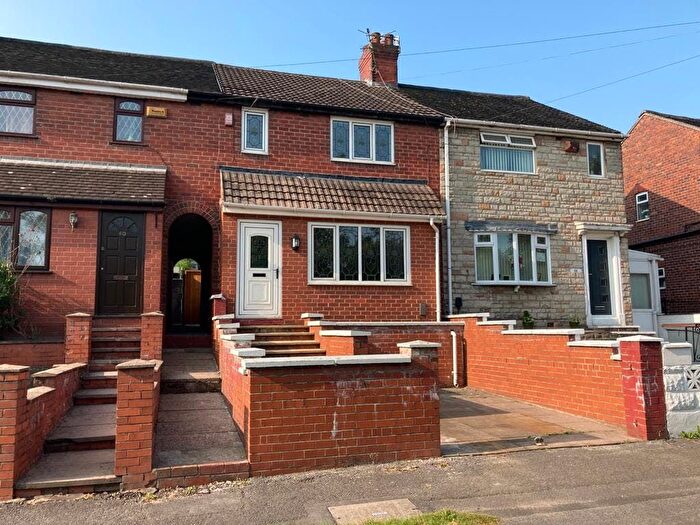 Town House To Rent In Orford Street, Newcastle, ST5