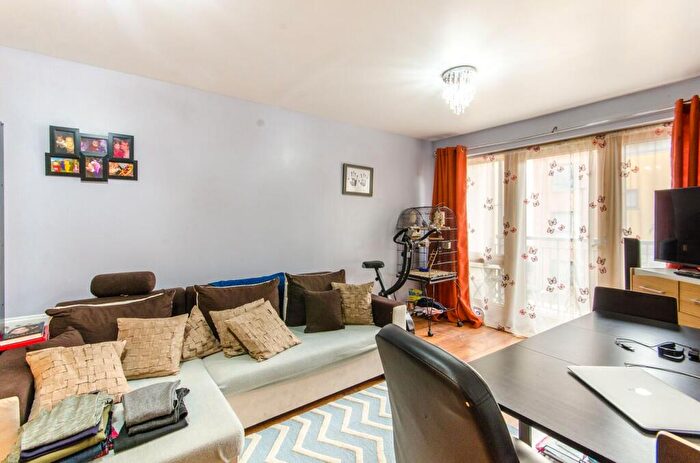 1 Bedroom Flat To Rent In The Point, Plaistow, London, E13