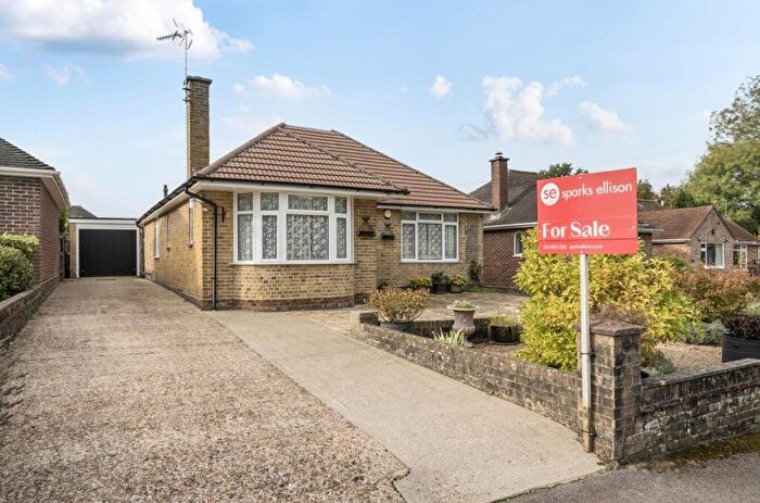 3 Bedroom Chalet For Sale In Hadrians Close, Peverells Wood, Chandler's Ford, SO53