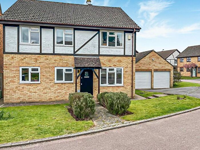 4 Bedroom Detached House For Sale In Cornflower Close, Weavering, Maidstone, ME14