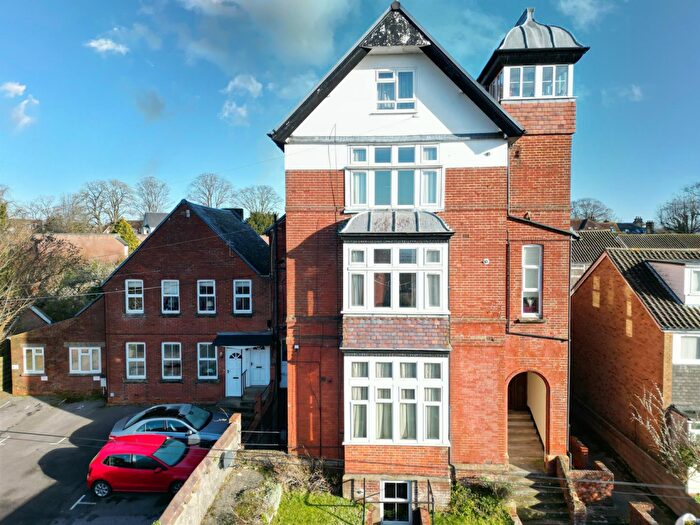 Studio To Rent In Fowlers Road, Salisbury, SP1