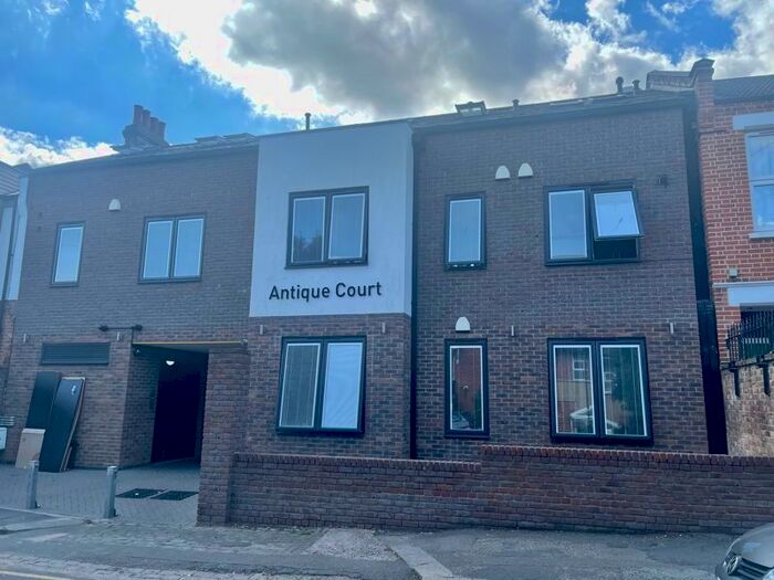 3 Bedroom Terraced House To Rent In Antique Court, Tynemouth Road, London, N15