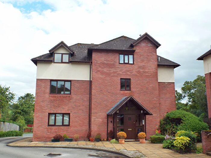 3 Bedroom Property To Rent In Grange Cross Hey, Wirral, CH48