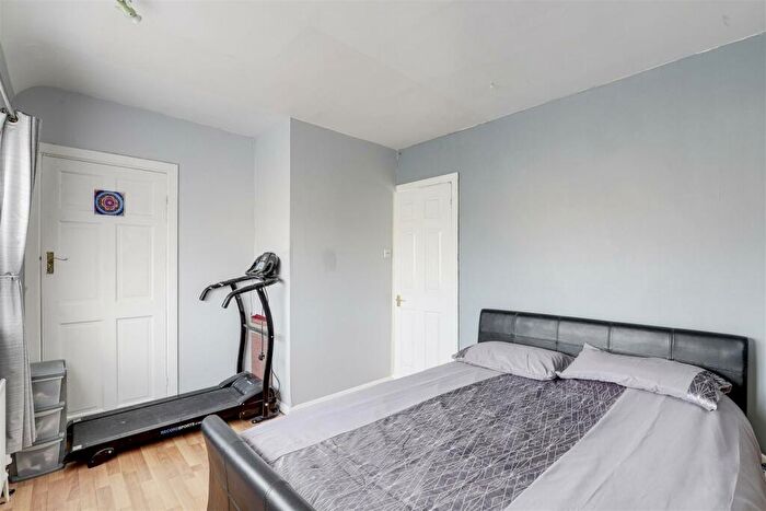 3 Bedroom Terraced House For Sale In Winsford Close, Nottingham, Nottinghamshire, NG8