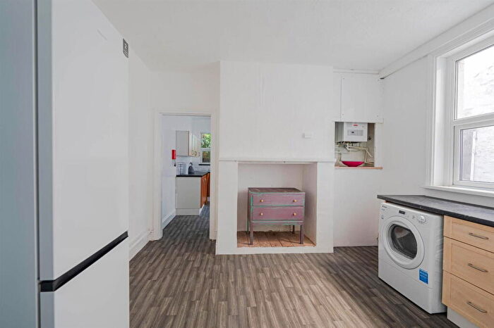 1 Bedroom House Of Multiple Occupation To Rent In Walpole Road, Bournemouth, BH1