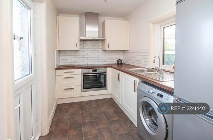 2 Bedroom Bungalow To Rent In Stannington Crescent, Totton, SO40