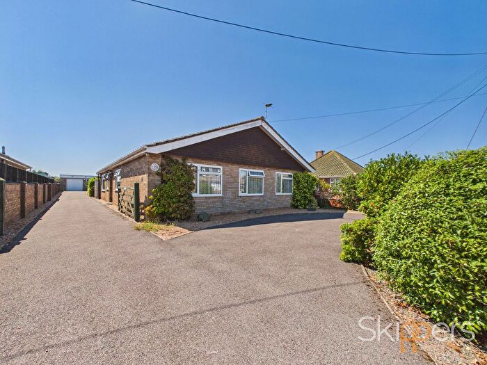 4 Bedroom Detached House For Sale In Dunes Road, Greatstone, TN28