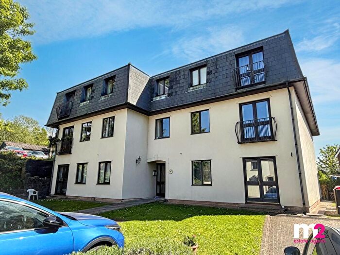 2 Bedroom Flat For Sale In Station Road, Abergavenny, NP7