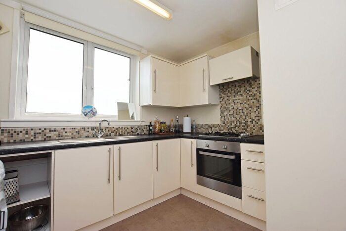 1 Bedroom Flat To Rent In Cromwell Road, London, SW9