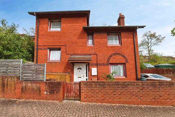 3 Bedroom Detached House For Sale In Hexworthy Avenue, Exeter, EX4