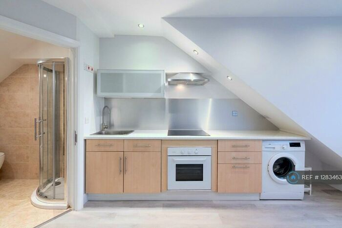 1 Bedroom Flat To Rent In Rectory Road, London, N16