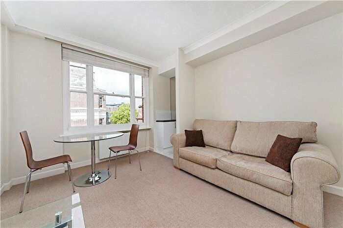 Studio To Rent In Hill Street, London, W1J