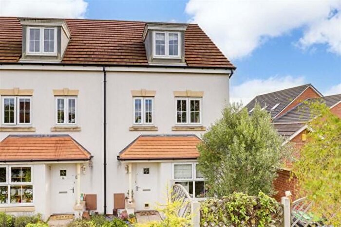 4 Bedroom Town House To Rent In Olympia Way, NG15