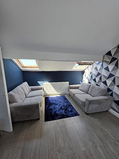 1 Bedroom Flat To Rent In C Colne Road, Brierfield, Nelson, BB9