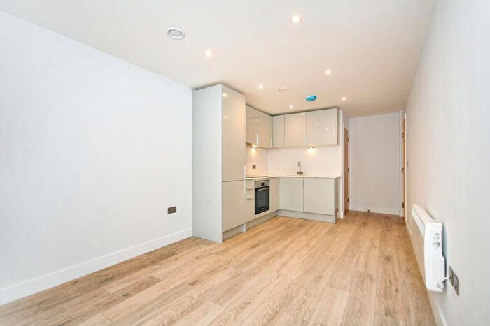 1 Bedroom Flat To Rent In High Street Beckenham, BR3