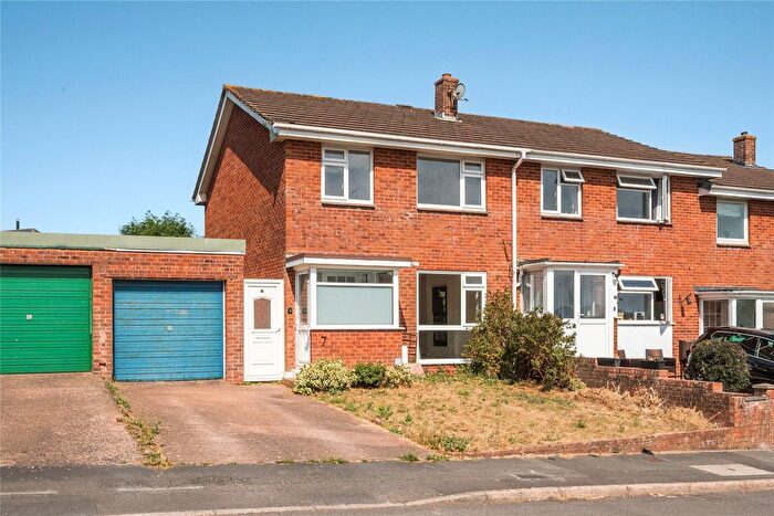 3 Bedroom Semi Detached House For Sale In Barn Park, Crediton, Devon, EX17