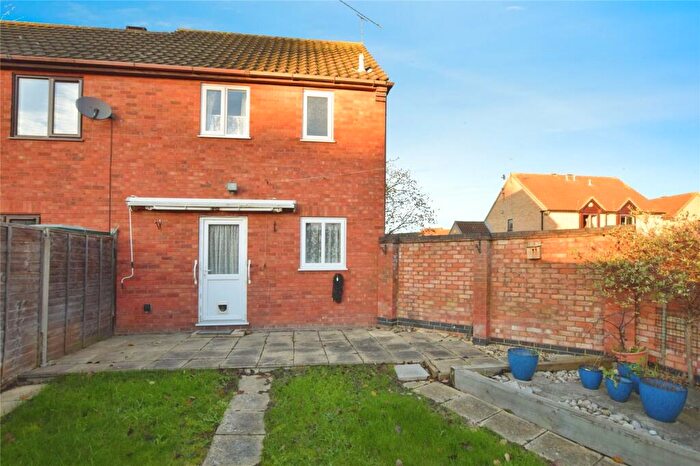 2 Bedroom End Of Terrace House For Sale In Coburg Place, South Woodham Ferrers, Chelmsford, Essex, CM3