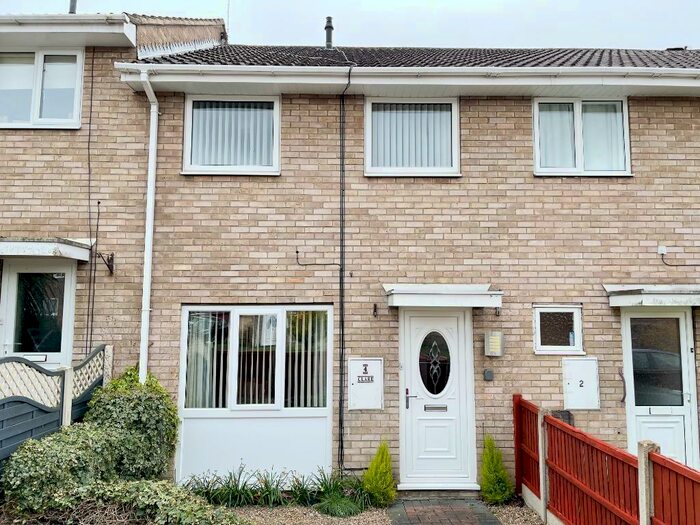 3 Bedroom Terraced House To Rent In Clare Close, Lincoln, LN5
