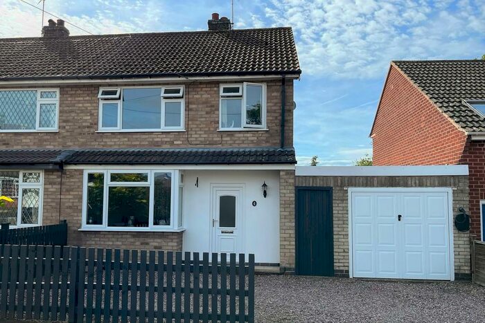 3 Bedroom Semi-Detached House For Sale In Paske Avenue, Gaddesby, LE7