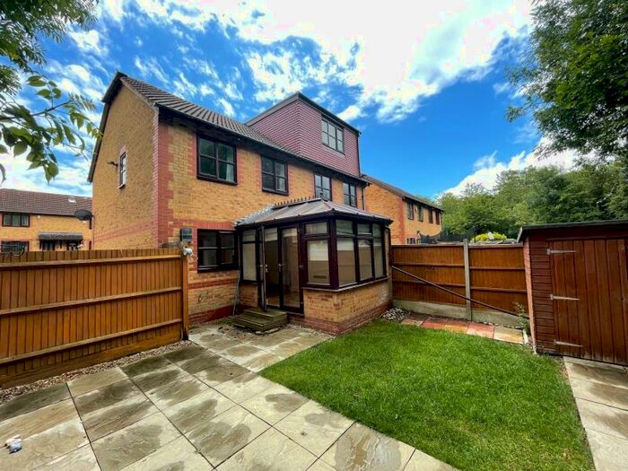 3 Bedroom Semi-Detached House To Rent In Fosters Lane, Bradwell Village, MK13