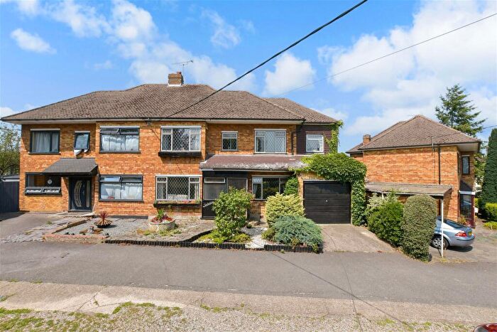 5 Bedroom Semi-Detached House For Sale In London Road, Crays Hill, Billericay, Essex, CM11