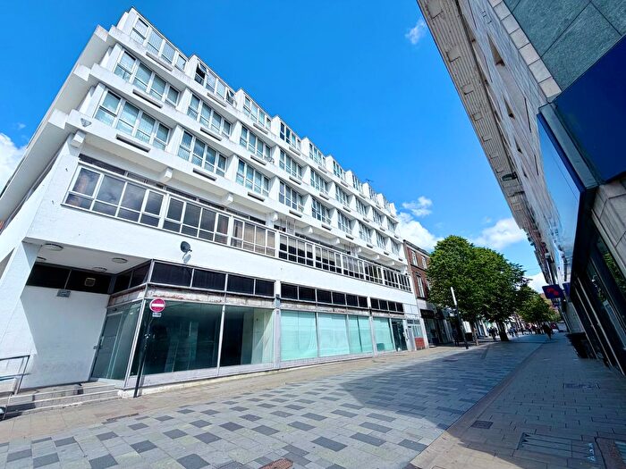 1 Bedroom Flat To Rent In Church Street, St. Helens, WA10