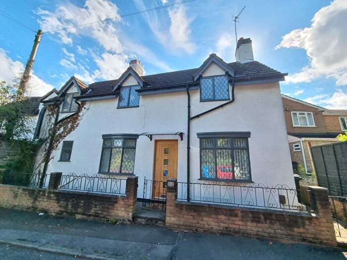 4 Bedroom Detached House To Rent In Queens Park Drive, Harborne, B32