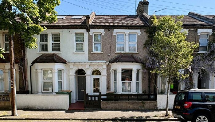 3 Bedroom Terraced House For Sale In Eleanor Road, London, E15