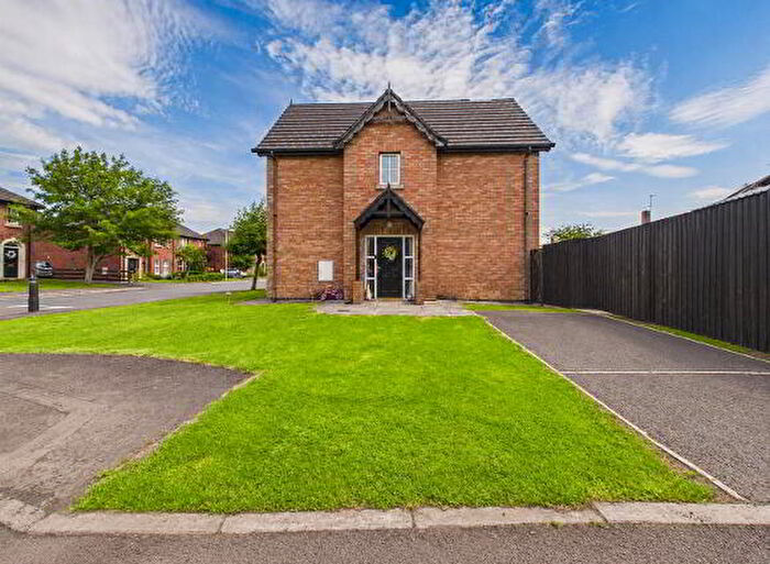 3 Bedroom Semi-Detached House For Sale In Bluestone Hall, Craigavon, BT64