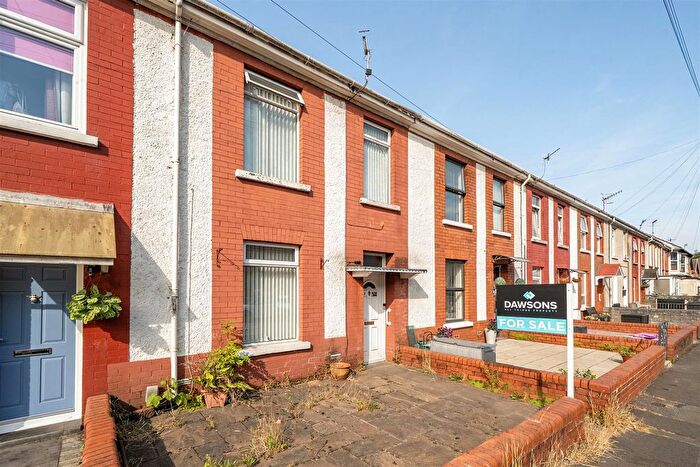 3 Bedroom Terraced House For Sale In Armine Road, Fforestfach, Swansea, SA5
